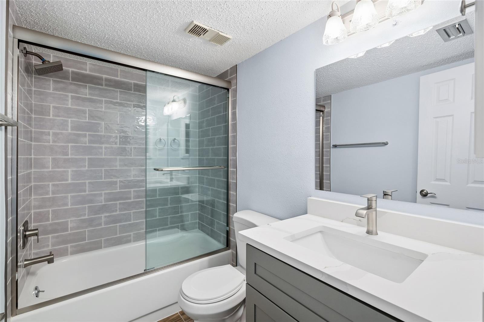 1 Windrush Blvd #21 Property Photo 21