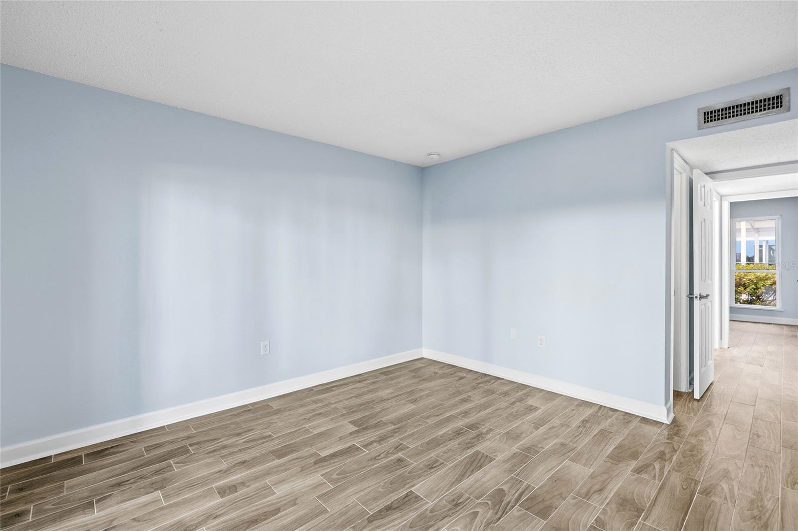 1 Windrush Blvd #21 Property Photo 23