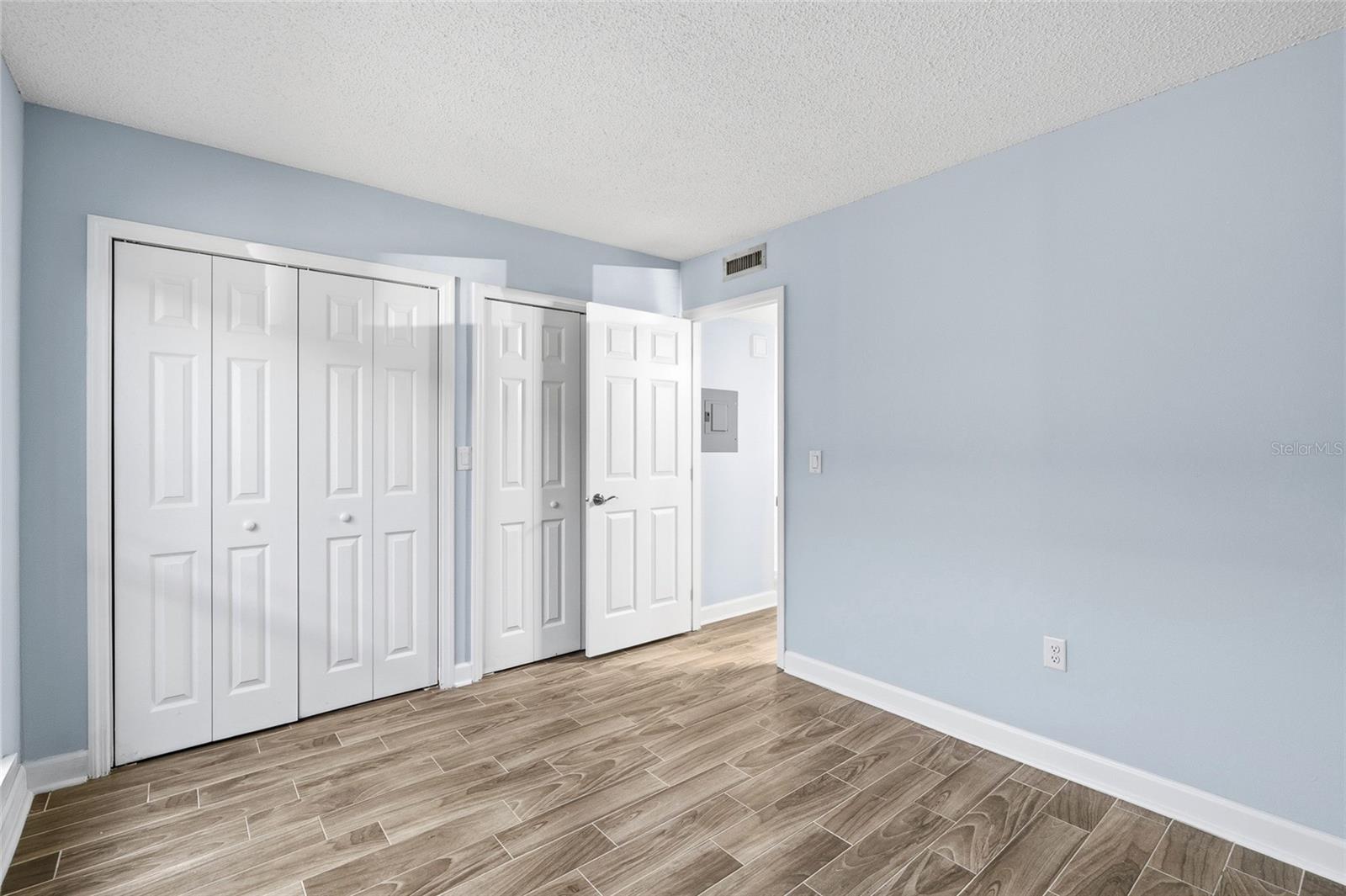 1 Windrush Blvd #21 Property Photo 27