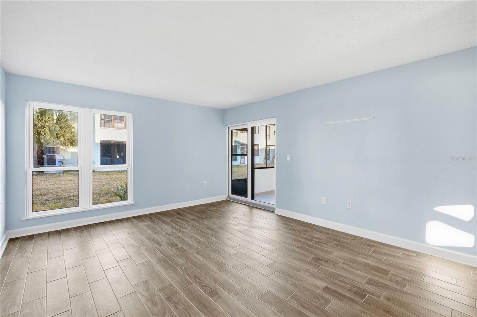 1 Windrush Blvd #21 Property Photo 29