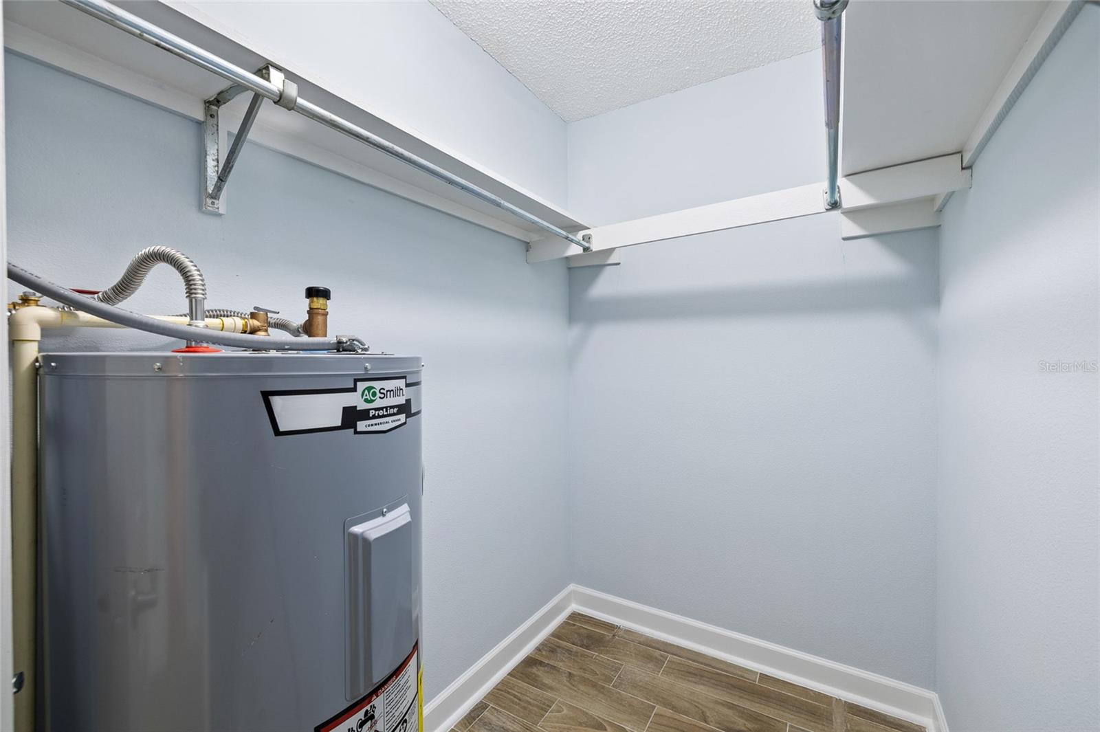 1 Windrush Blvd #21 Property Photo 39