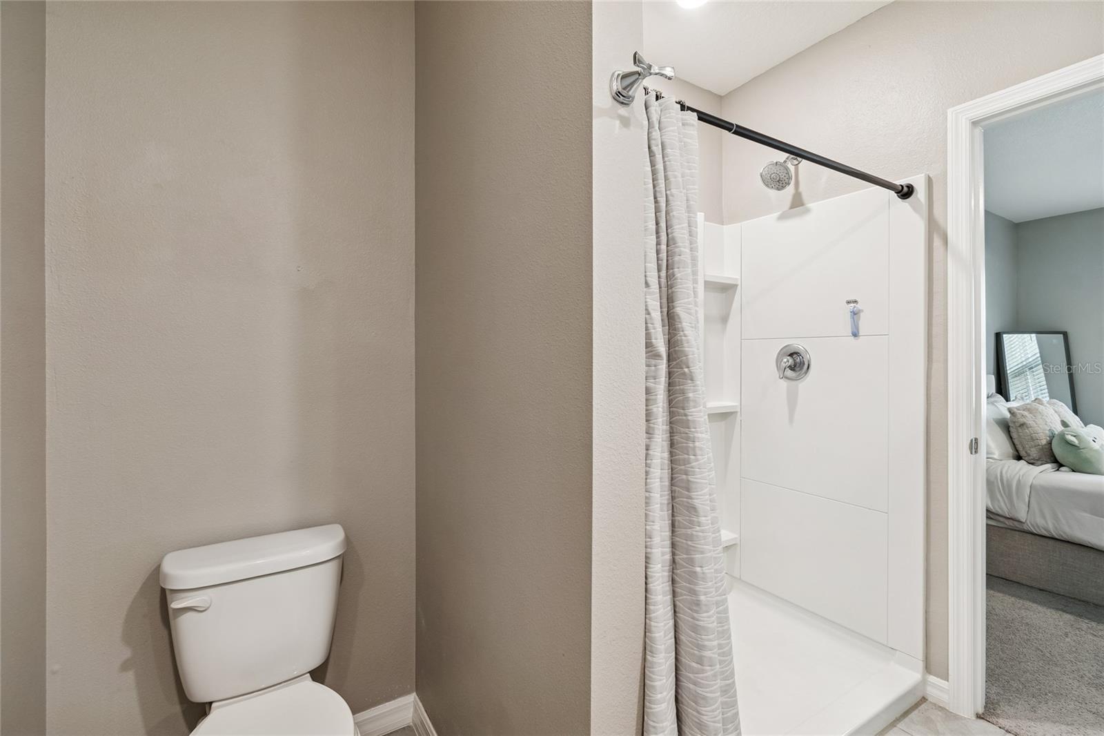 5221 Hillside Meadow Pl Property Photo 30