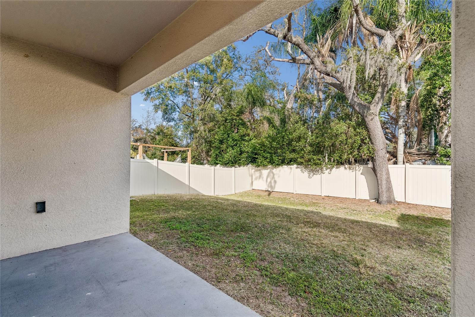 5221 Hillside Meadow Pl Property Photo 31