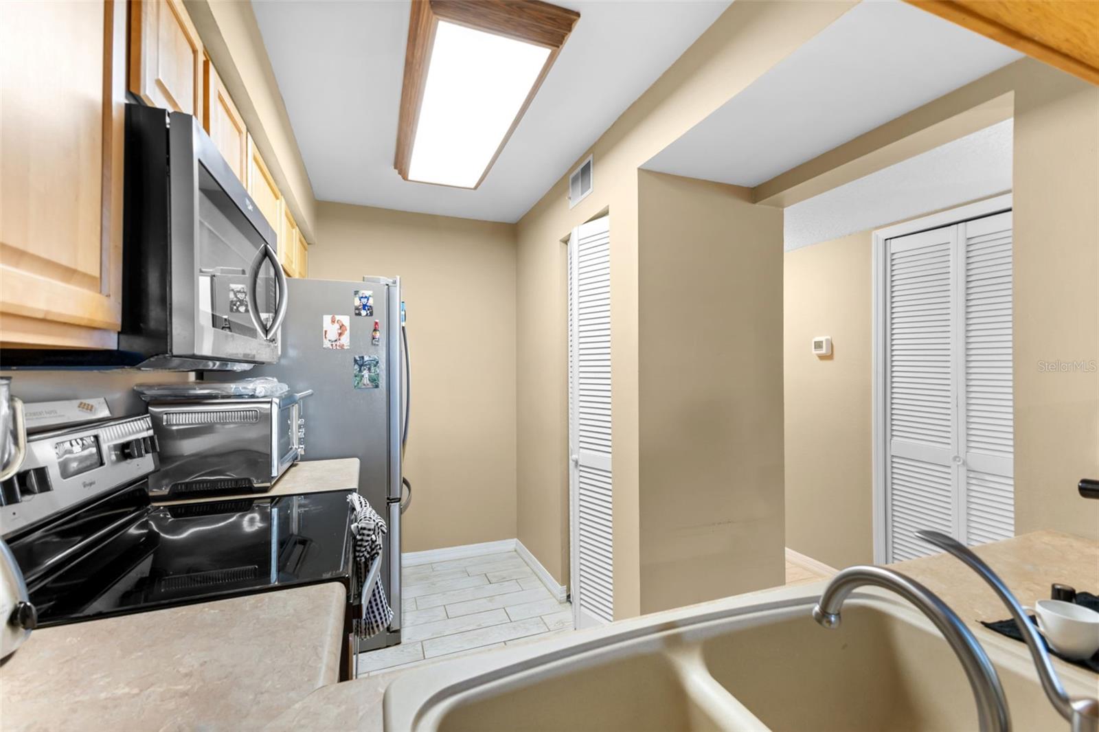 2990 Bonaventure Cir #103 Property Photo 14