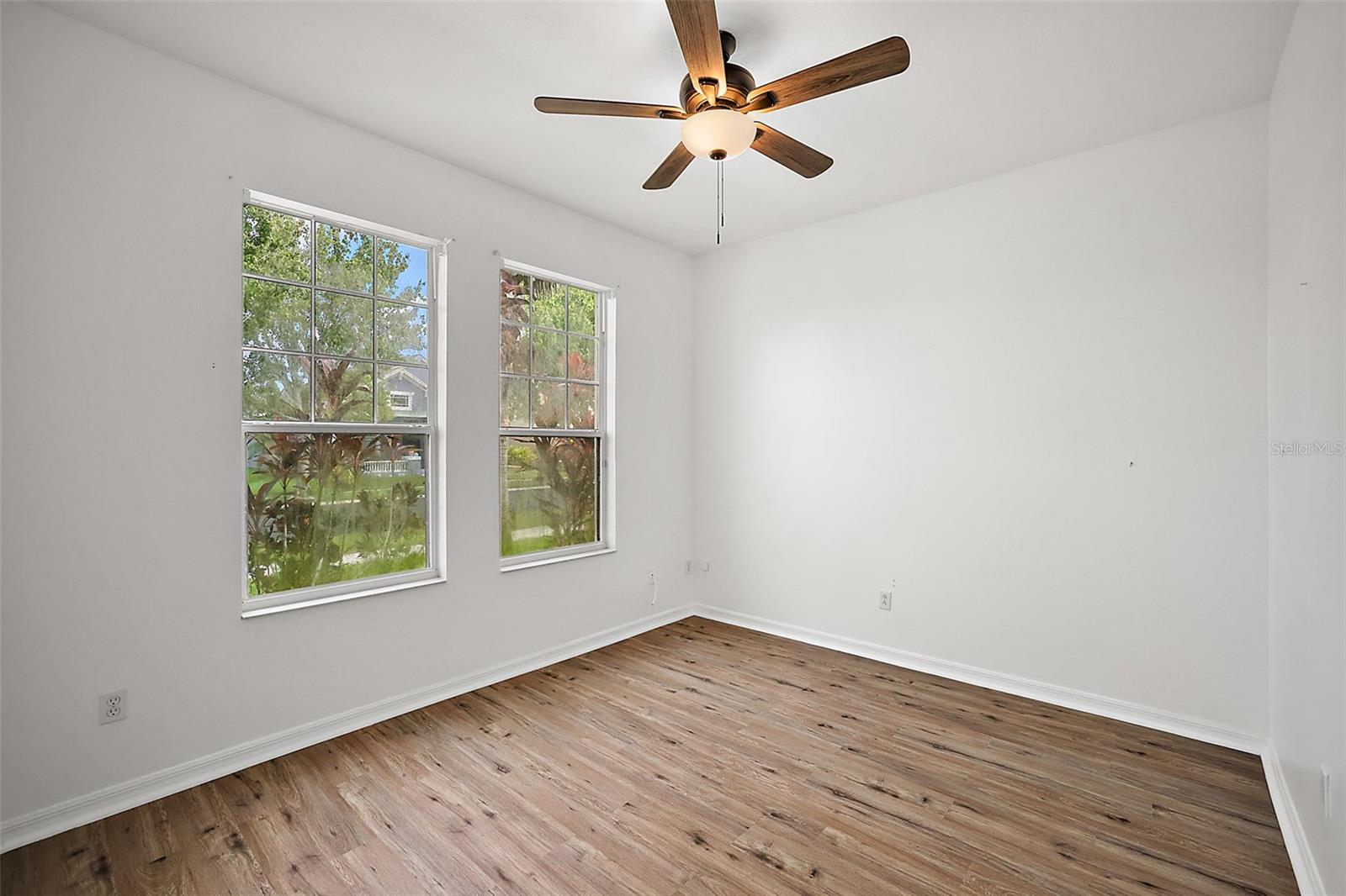 401 Grassy Key Way Property Photo 4