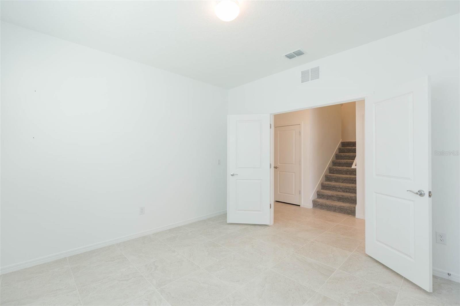 3044 Forest Meadow Ave Property Photo 7