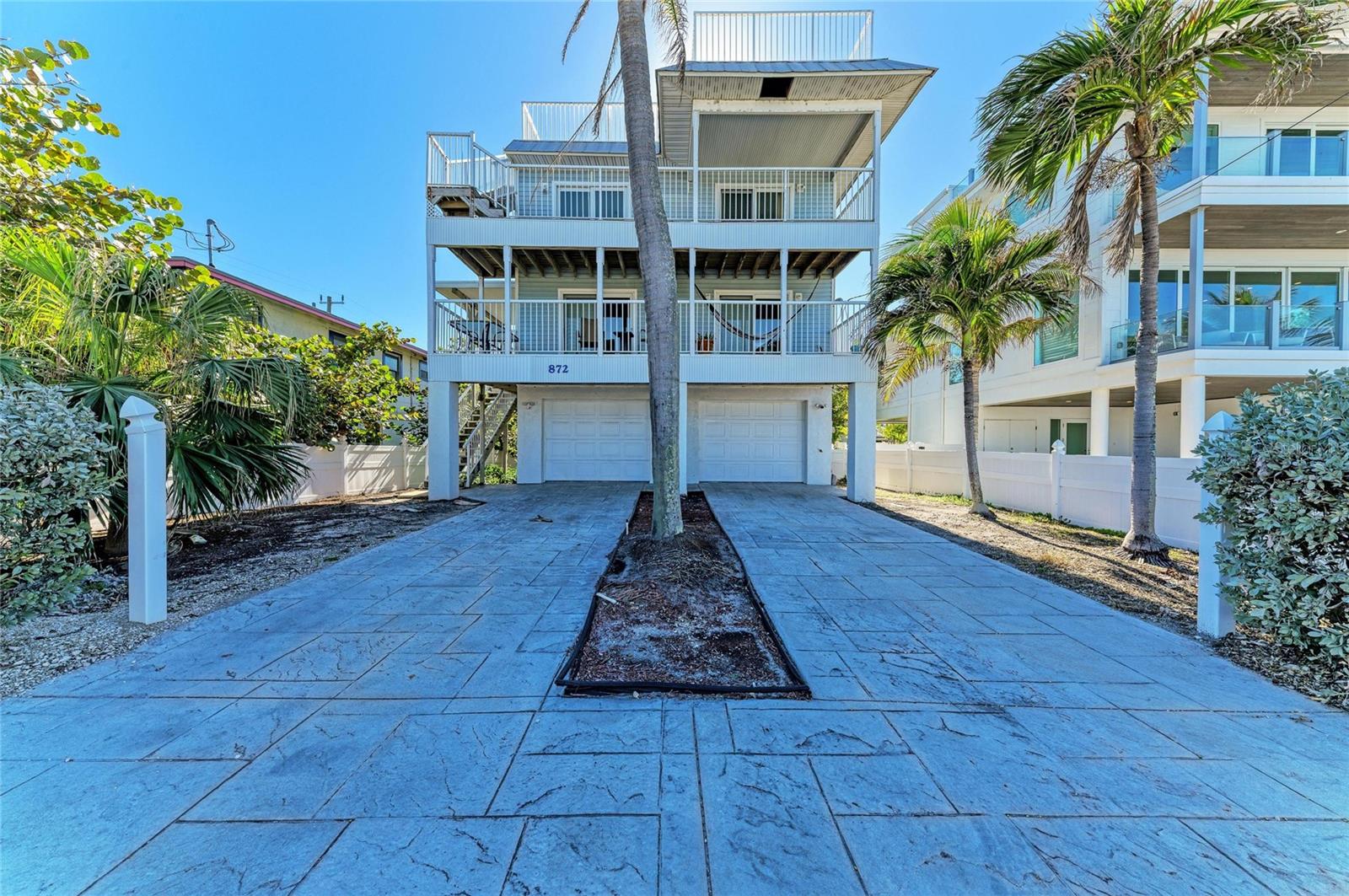 872 NORTH SHORE DR Property Photo 1