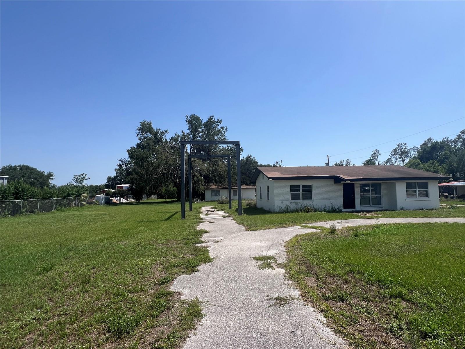 34020 & 34024 State Road 54 Property Photo 5
