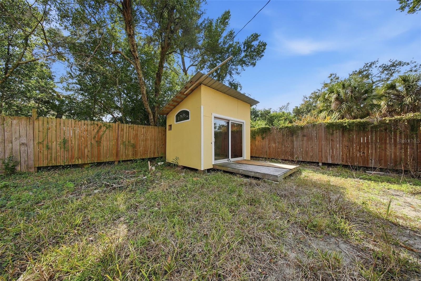 514 E Morgan St Property Photo 33