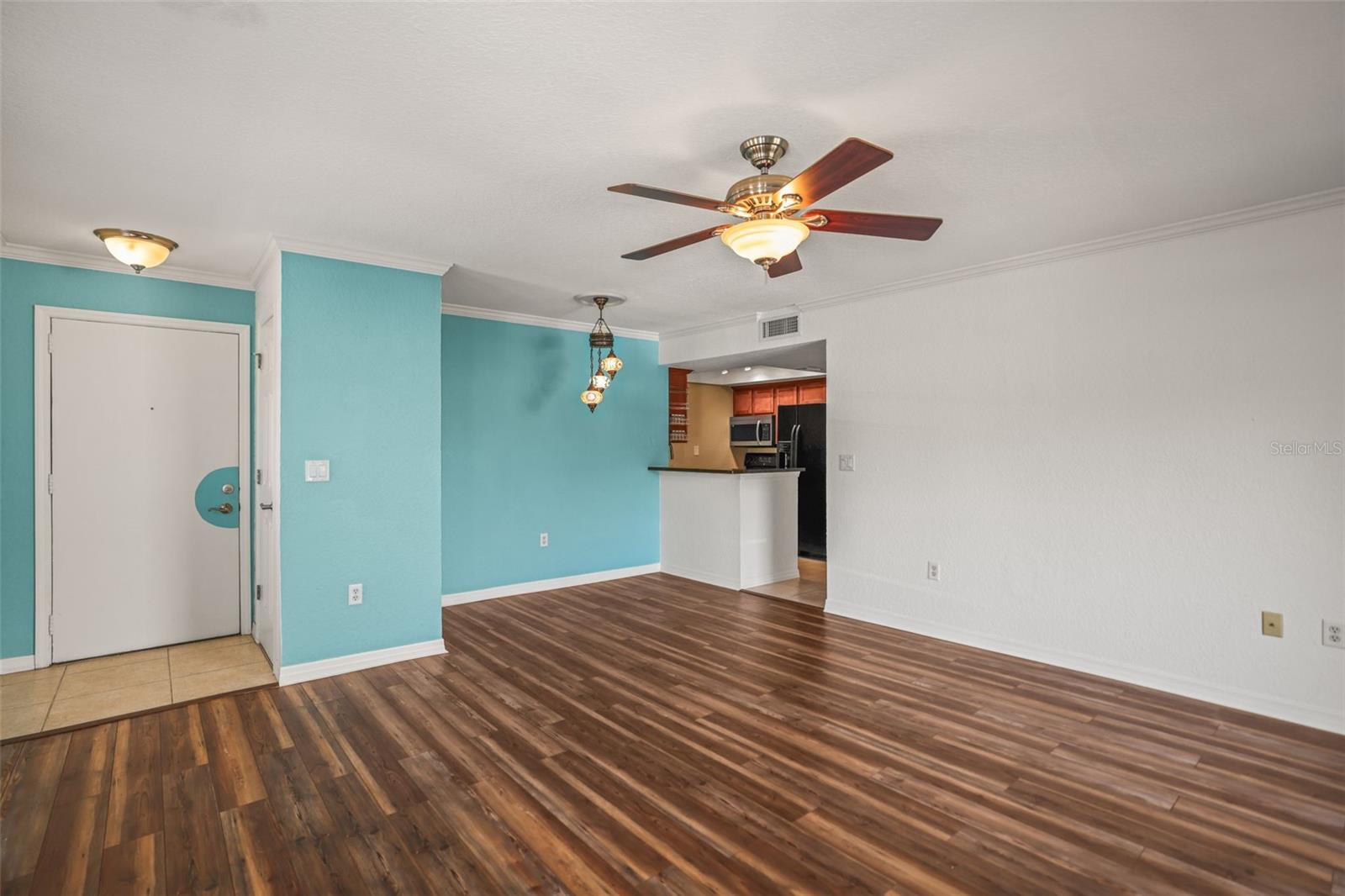 704 Lyndhurst St #624 Property Photo 4