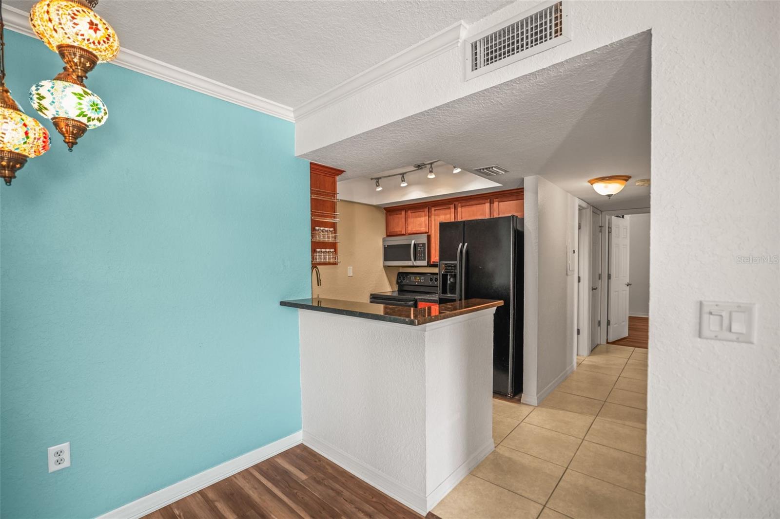 704 Lyndhurst St #624 Property Photo 6