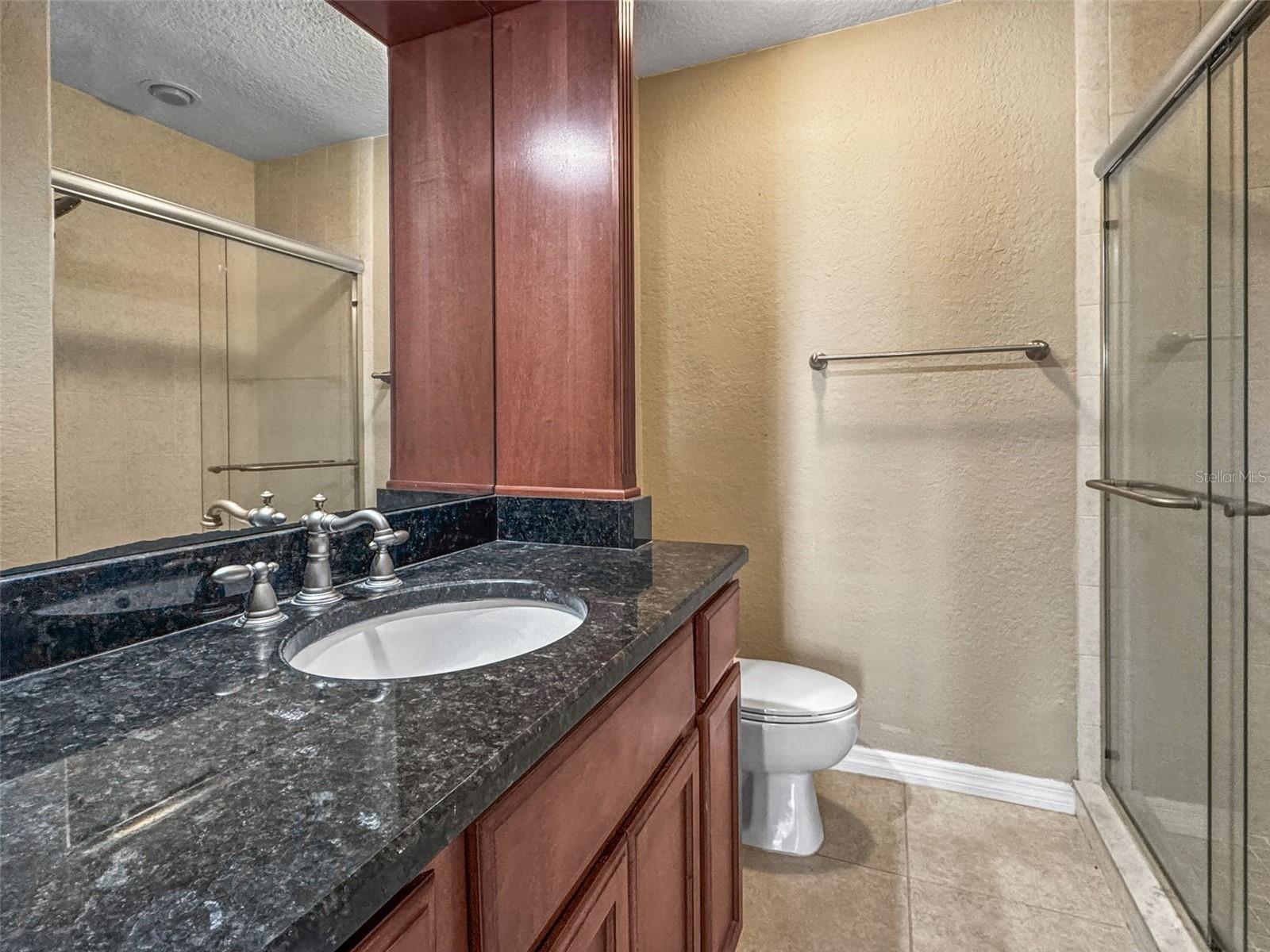 704 Lyndhurst St #624 Property Photo 17