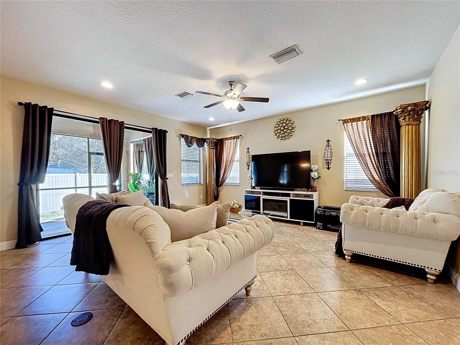15246 Anguilla Isle Ave Property Photo 21