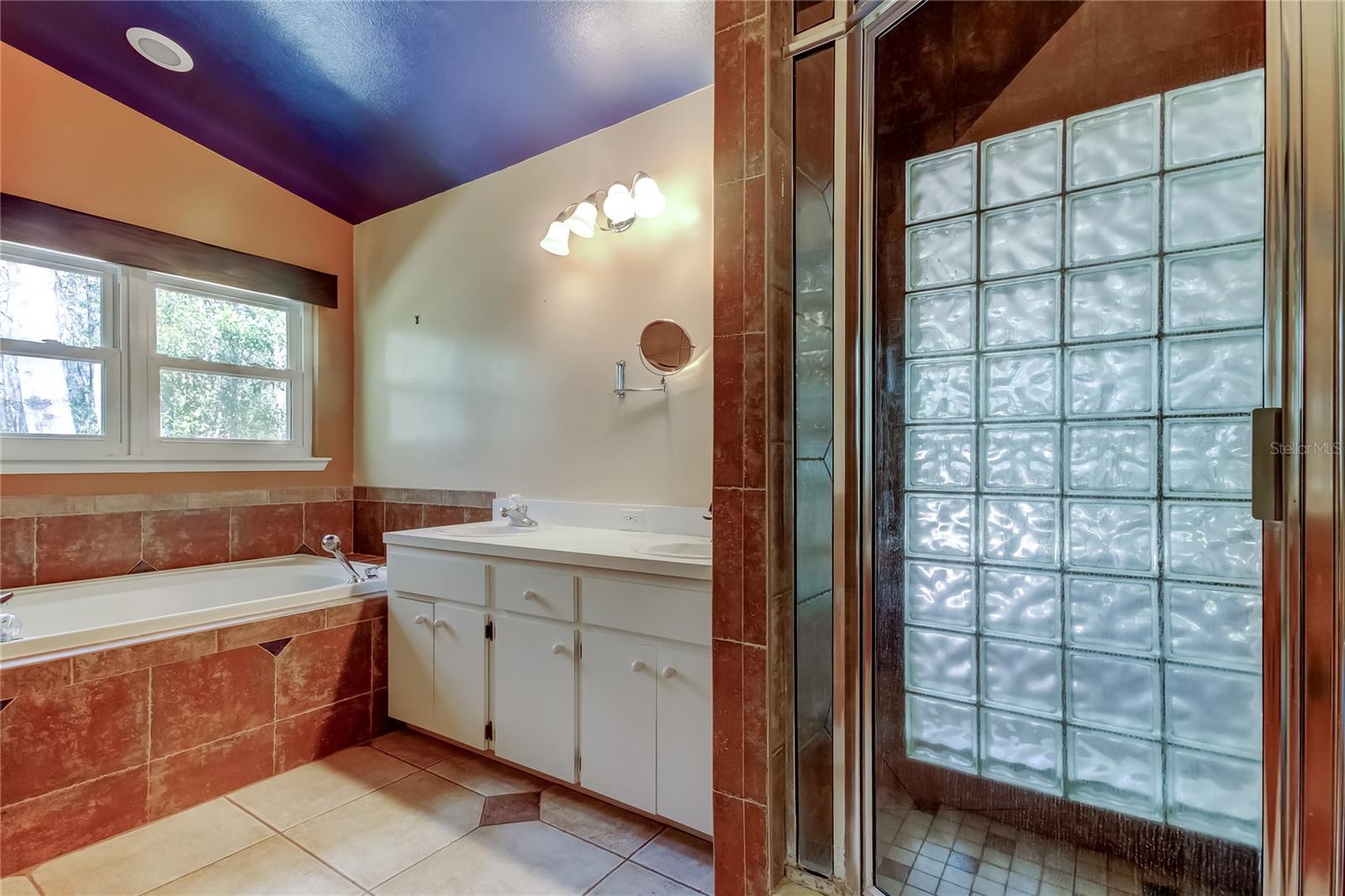 1795 Bayhill Dr Property Photo 31