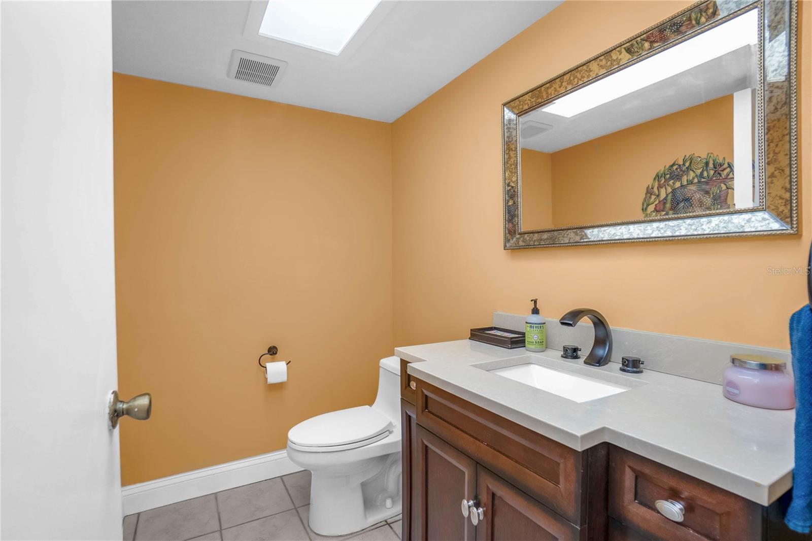 28 Rivertrail Dr Property Photo 9