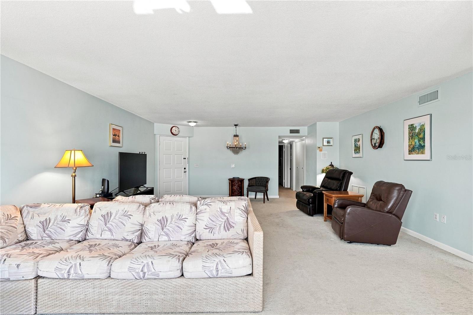5000 Gulf Blvd #304 Property Photo 17