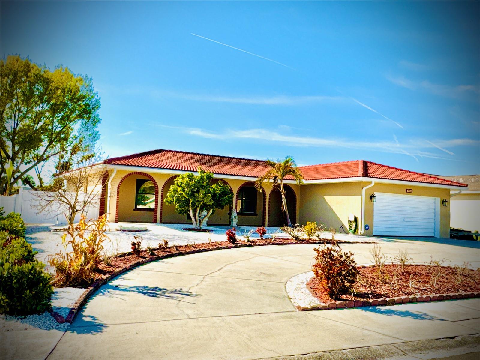 6512 MANILA PALM WAY Property Photo 1