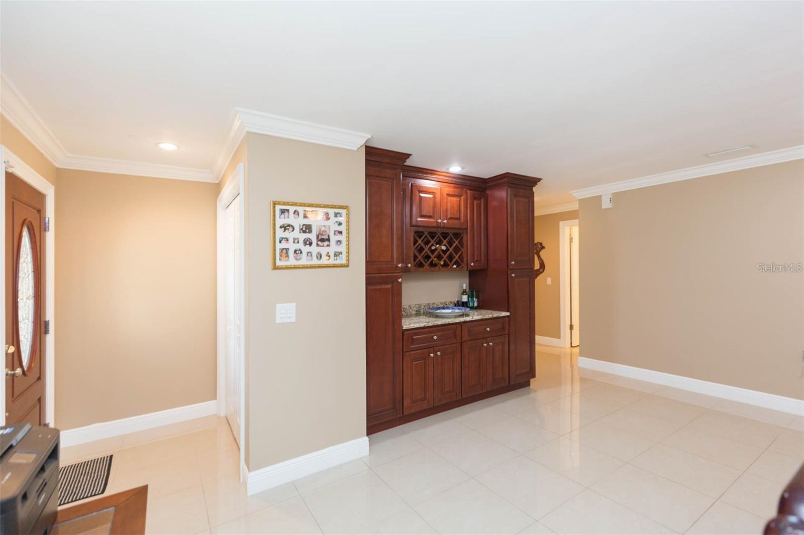 6512 Manila Palm Way Property Photo 9