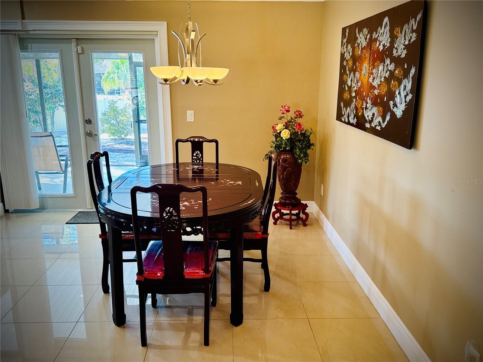 6512 Manila Palm Way Property Photo 10