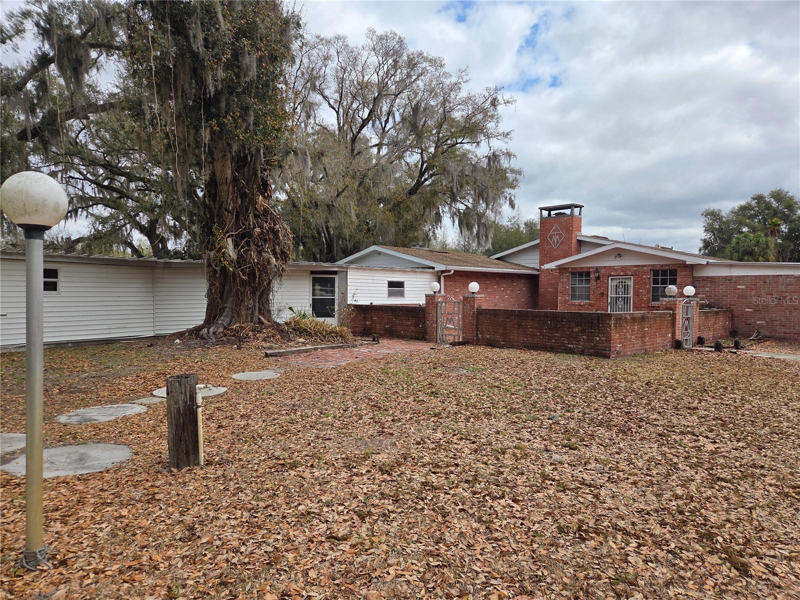 4911 W Sam Allen Rd Property Photo 2