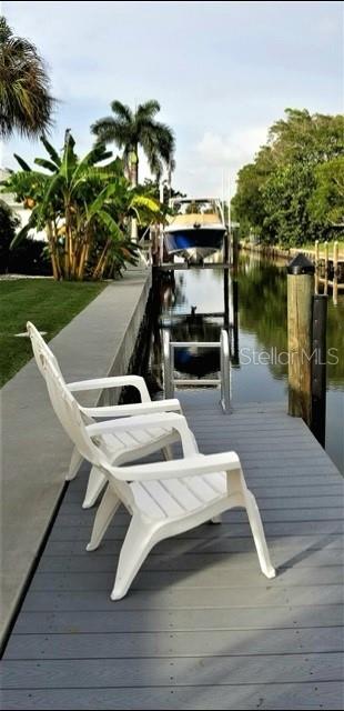 600 Jungle Queen Way Property Photo 2
