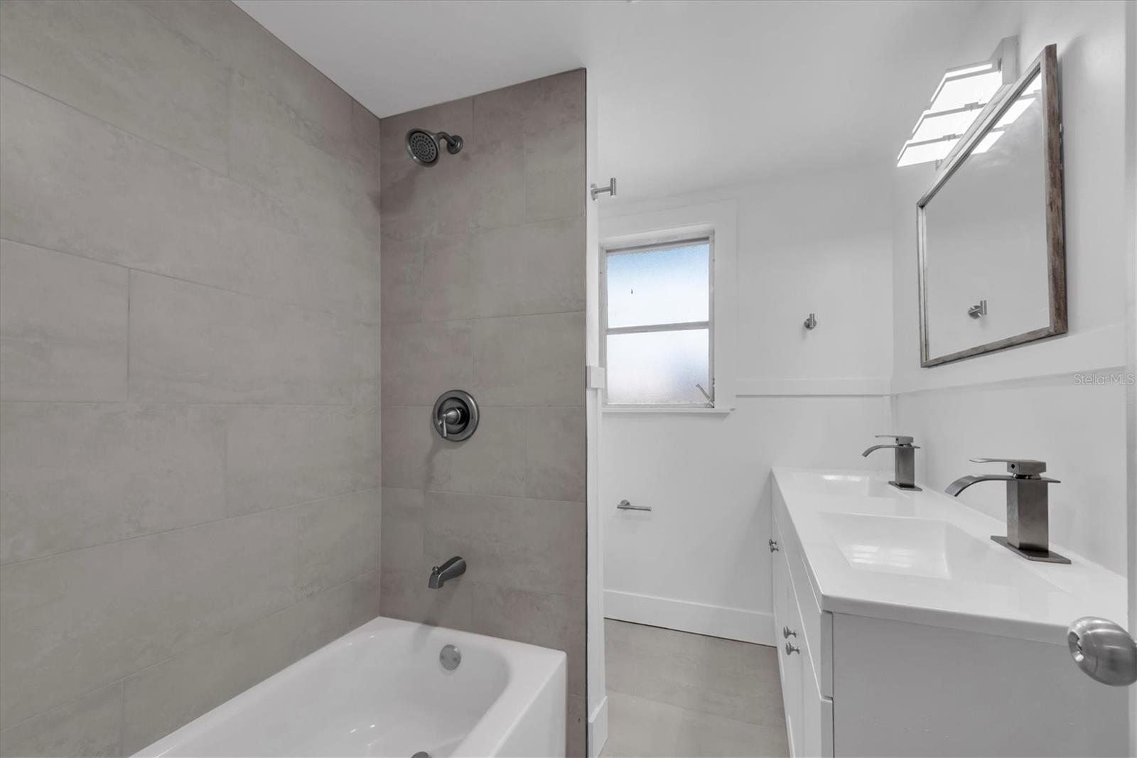358 Boca Ciega Dr Property Photo 11
