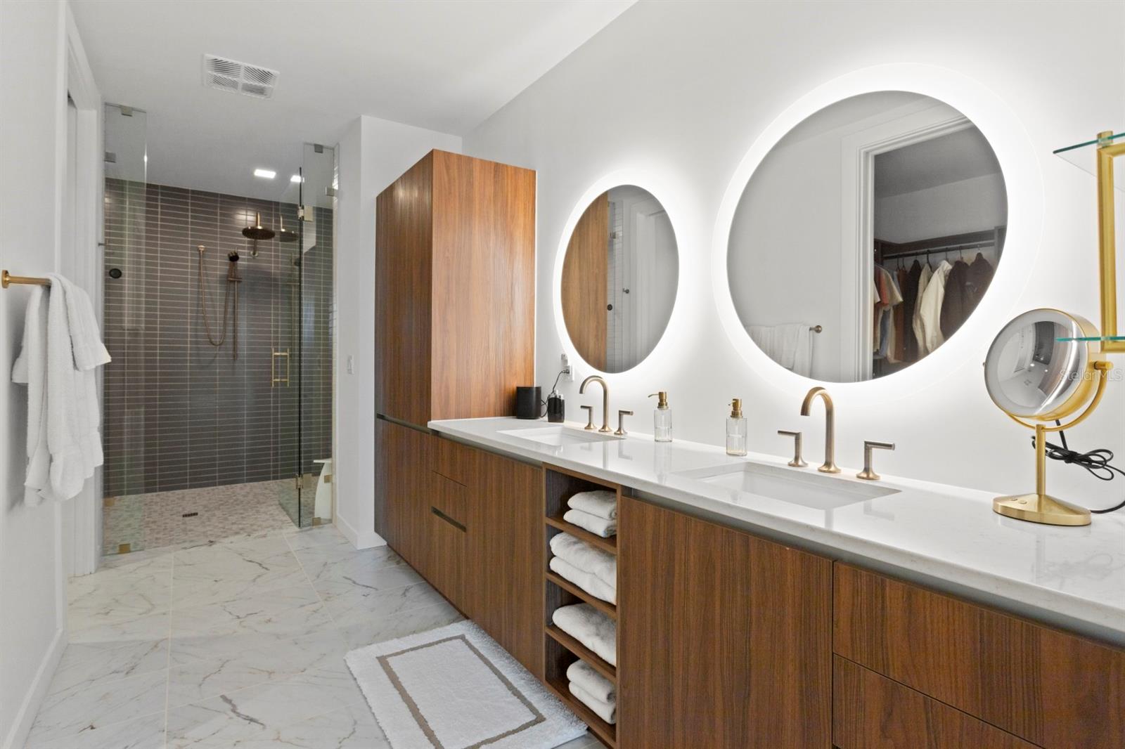 777 3rd Ave N #1208 Property Photo 19