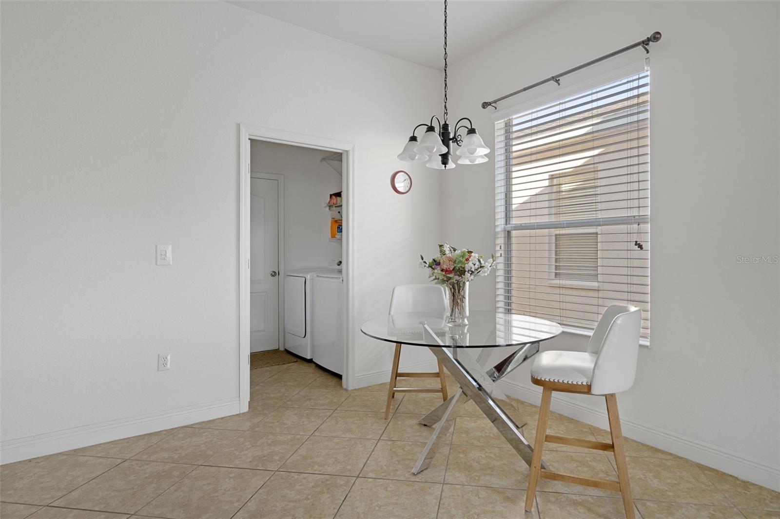10048 Cleghorn Dr Property Photo 12