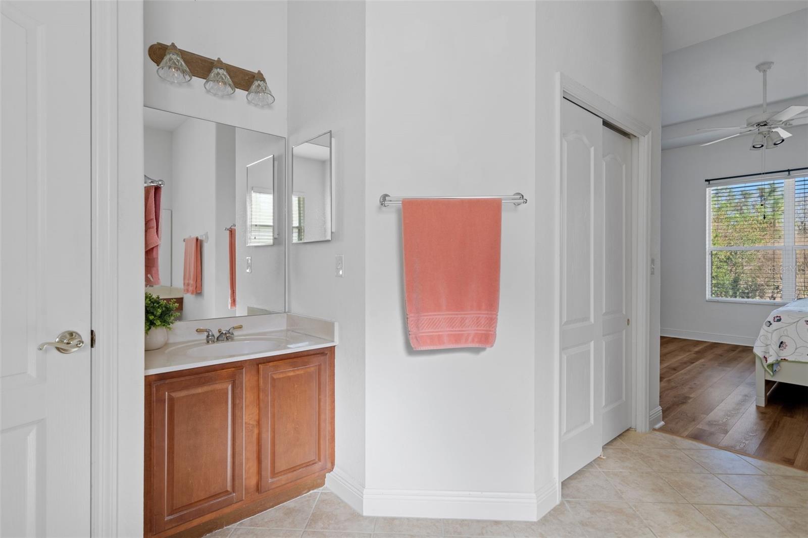 10048 Cleghorn Dr Property Photo 19