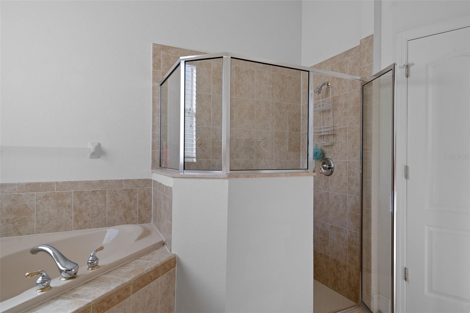 10048 Cleghorn Dr Property Photo 20