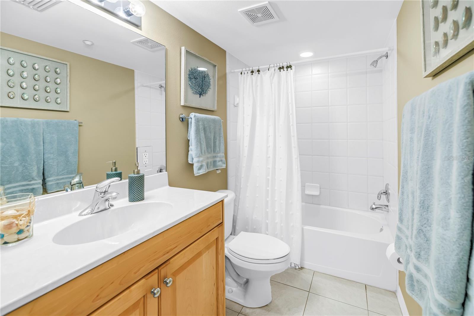 16326 Gulf Blvd #308 Property Photo 26