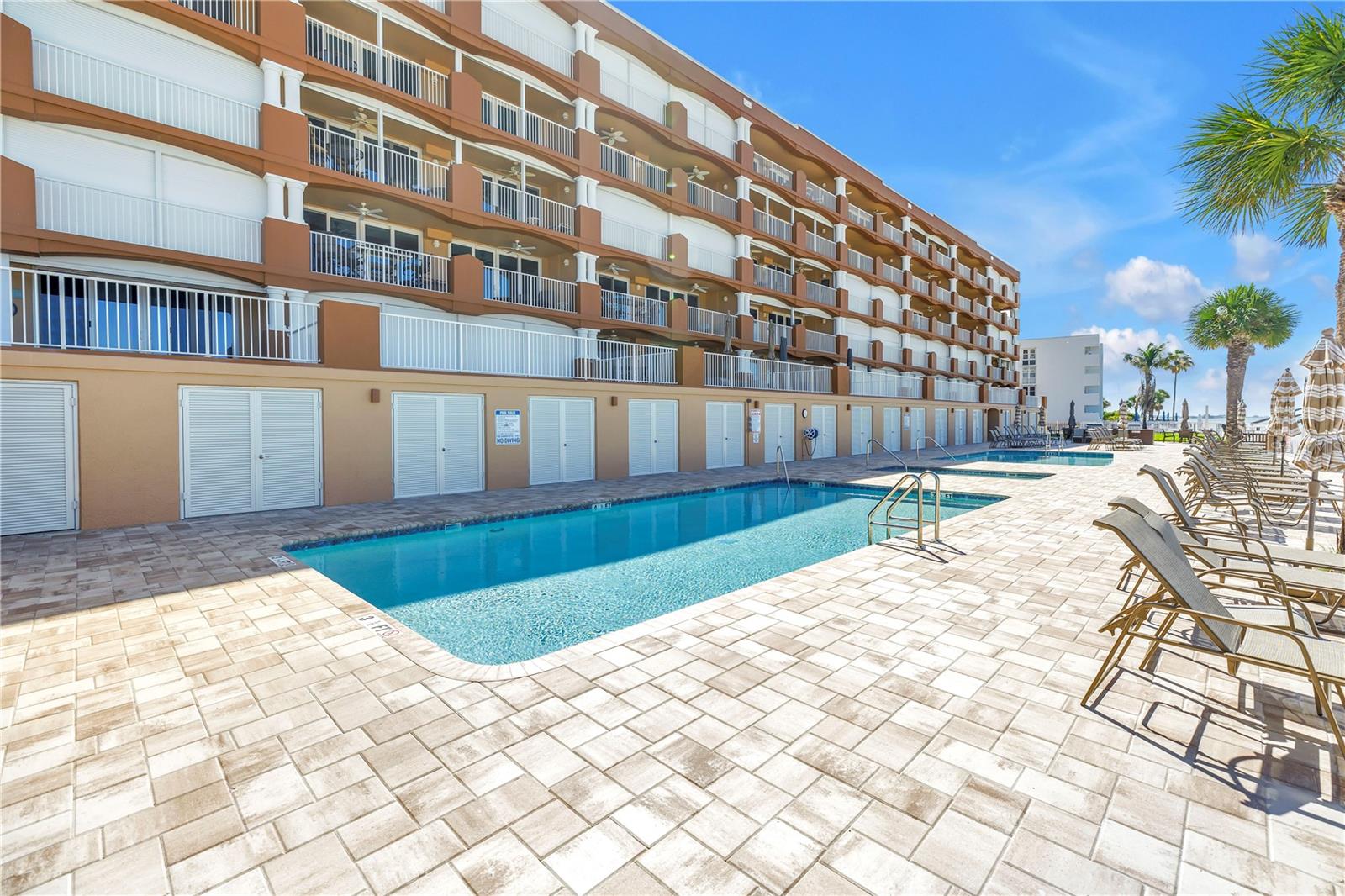 16326 Gulf Blvd #308 Property Photo 46