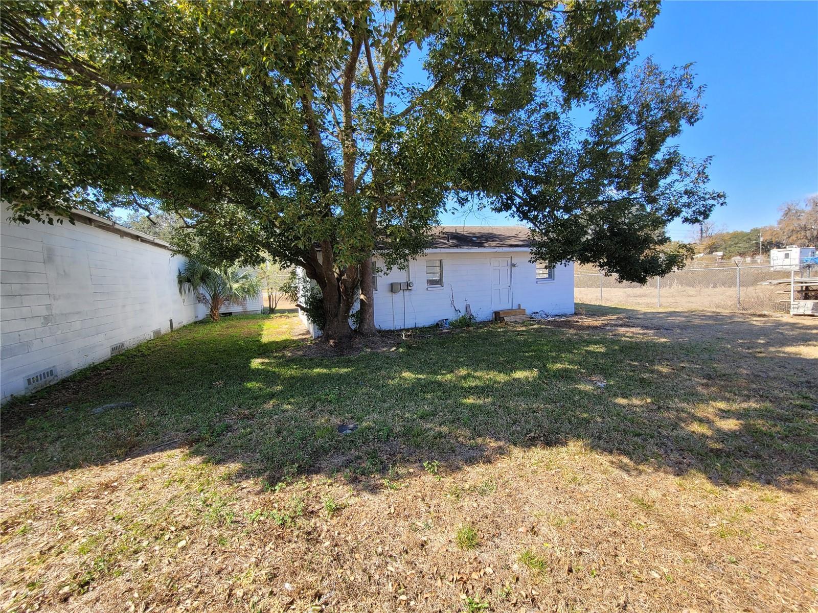 4830 Gall Blvd Property Photo 4