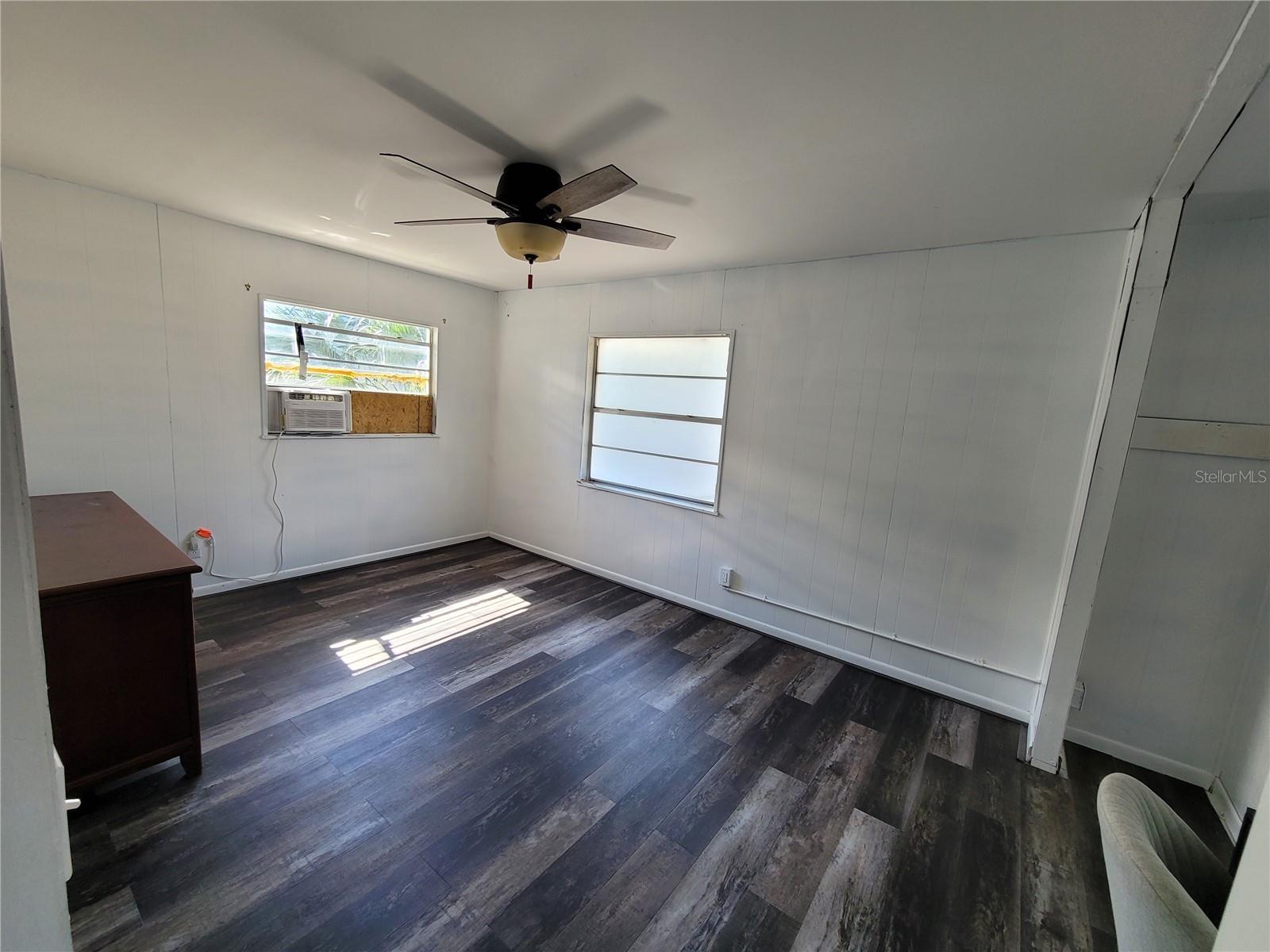 4830 Gall Blvd Property Photo 11