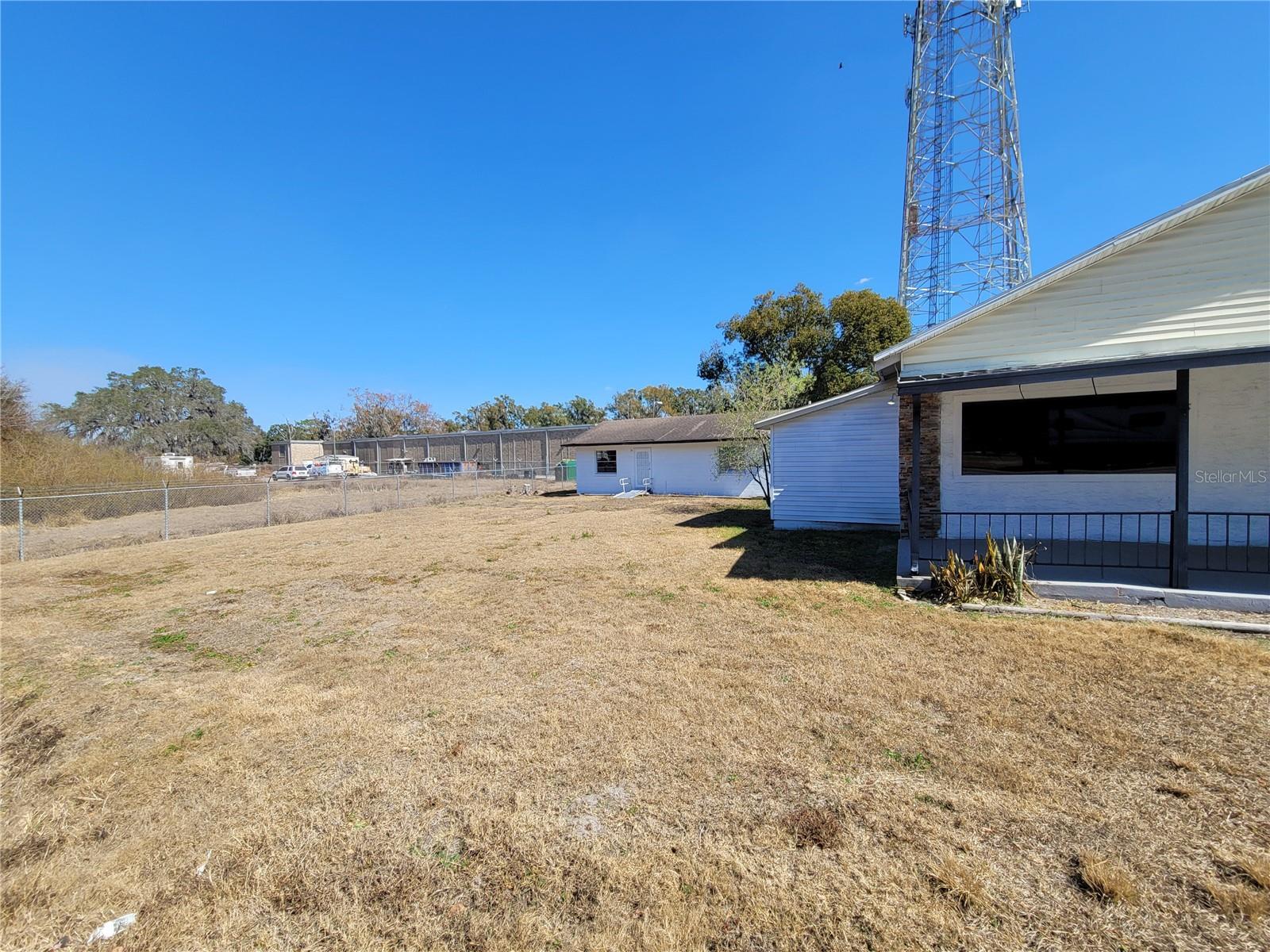 4830 Gall Blvd Property Photo 14