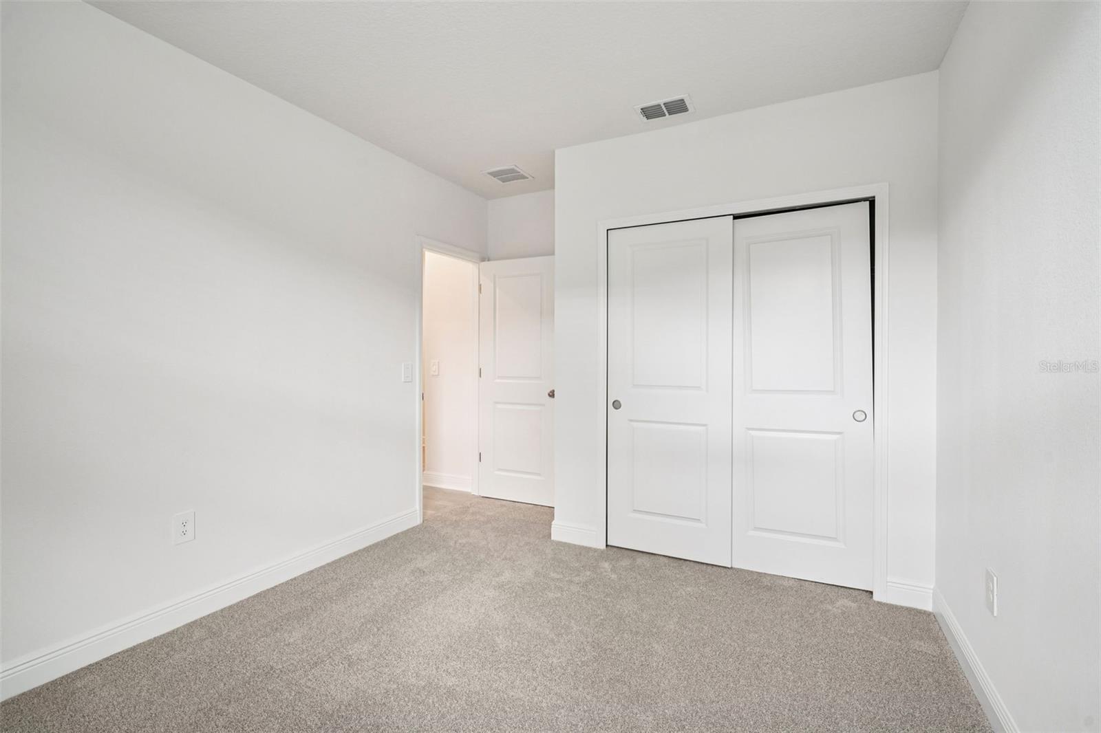 811 Sunshower Dr Property Photo 19