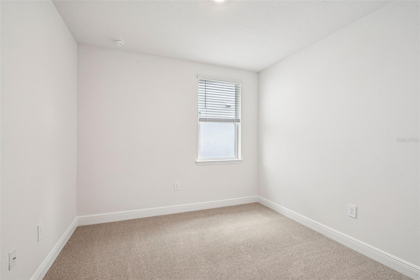 811 Sunshower Dr Property Photo 21
