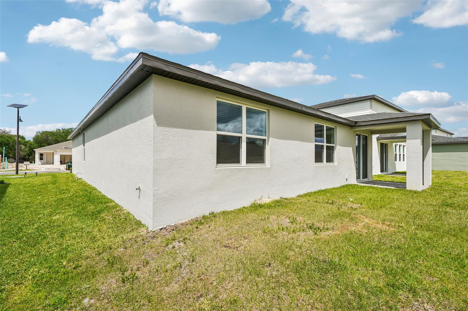 811 Sunshower Dr Property Photo 31