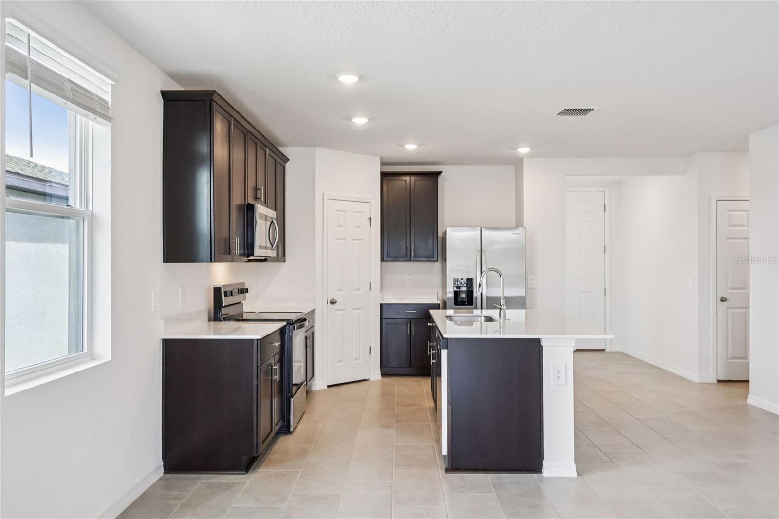 4523 Eagle Perch Ct Property Photo 9