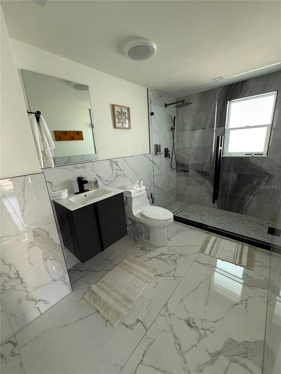5925 Beverly Dr Property Photo 20