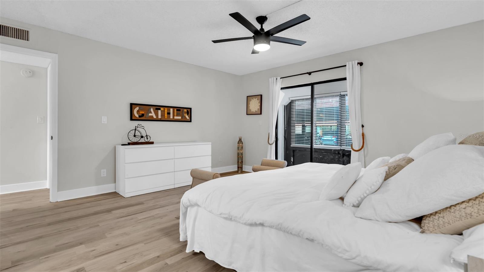 10192 Seminole Island Dr #10192 Property Photo 16