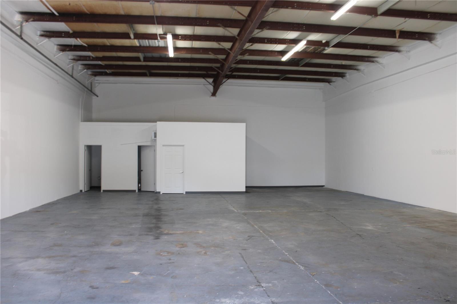 1400 L And R Industrial Blvd #bldg. A Property Photo 3