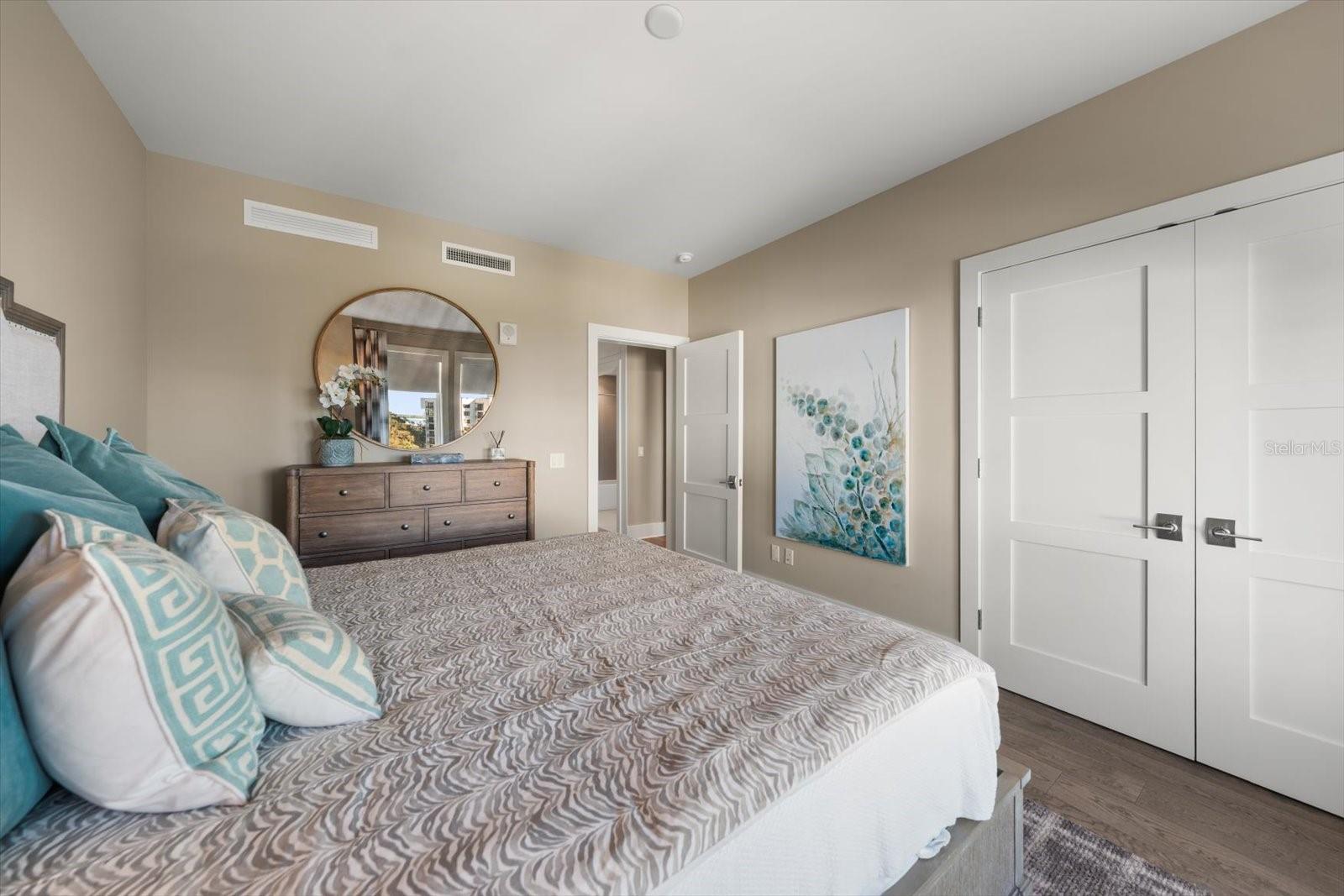 85 Belleview Blvd #405 Property Photo 52