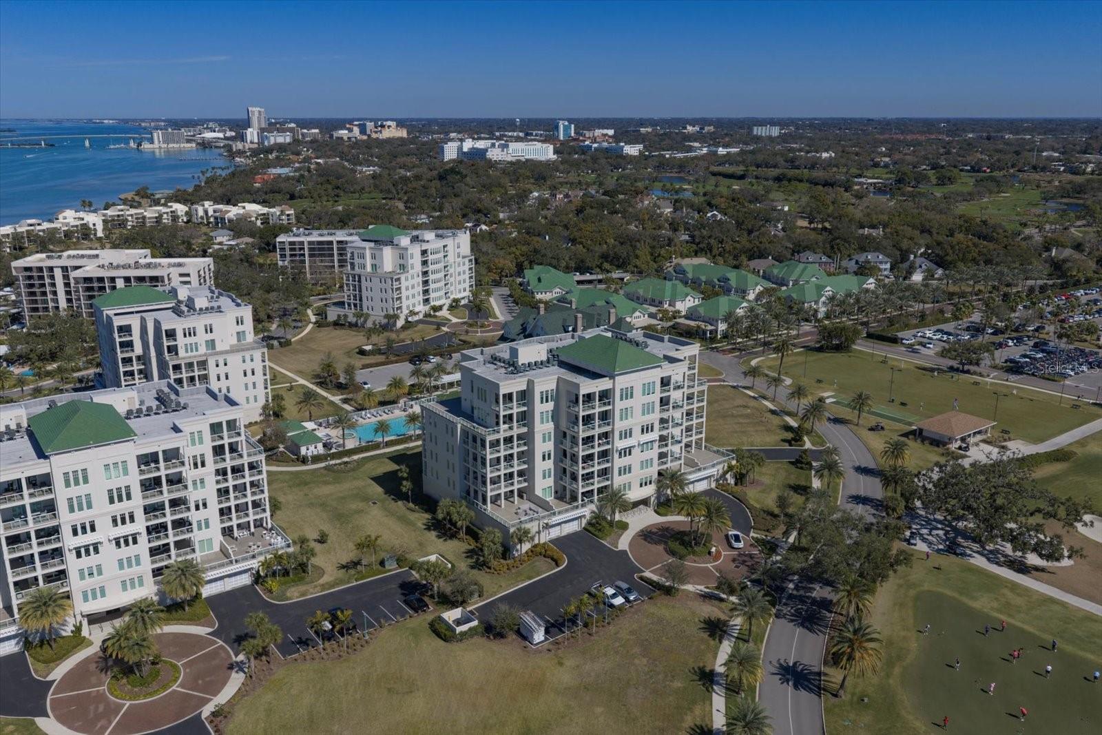 85 Belleview Blvd #405 Property Photo 75