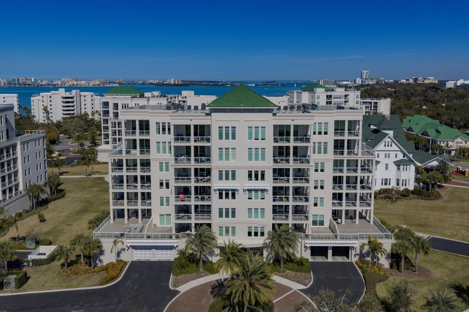 85 Belleview Blvd #405 Property Photo 87