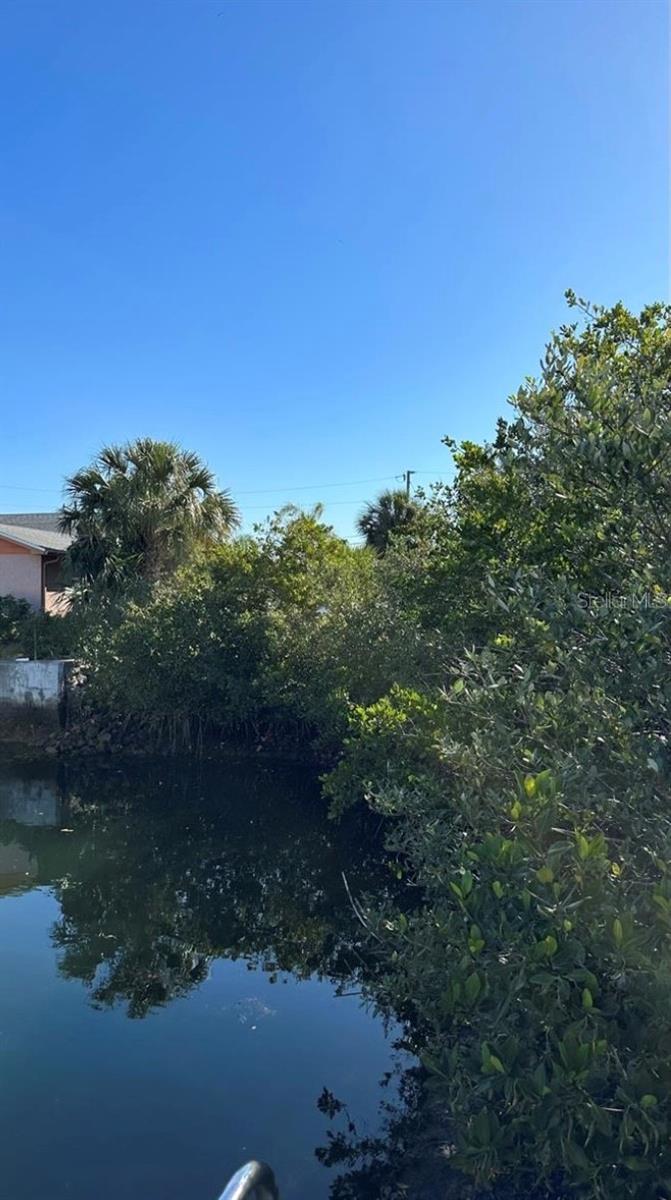 Lot 20 Malcom Ave Property Photo 9