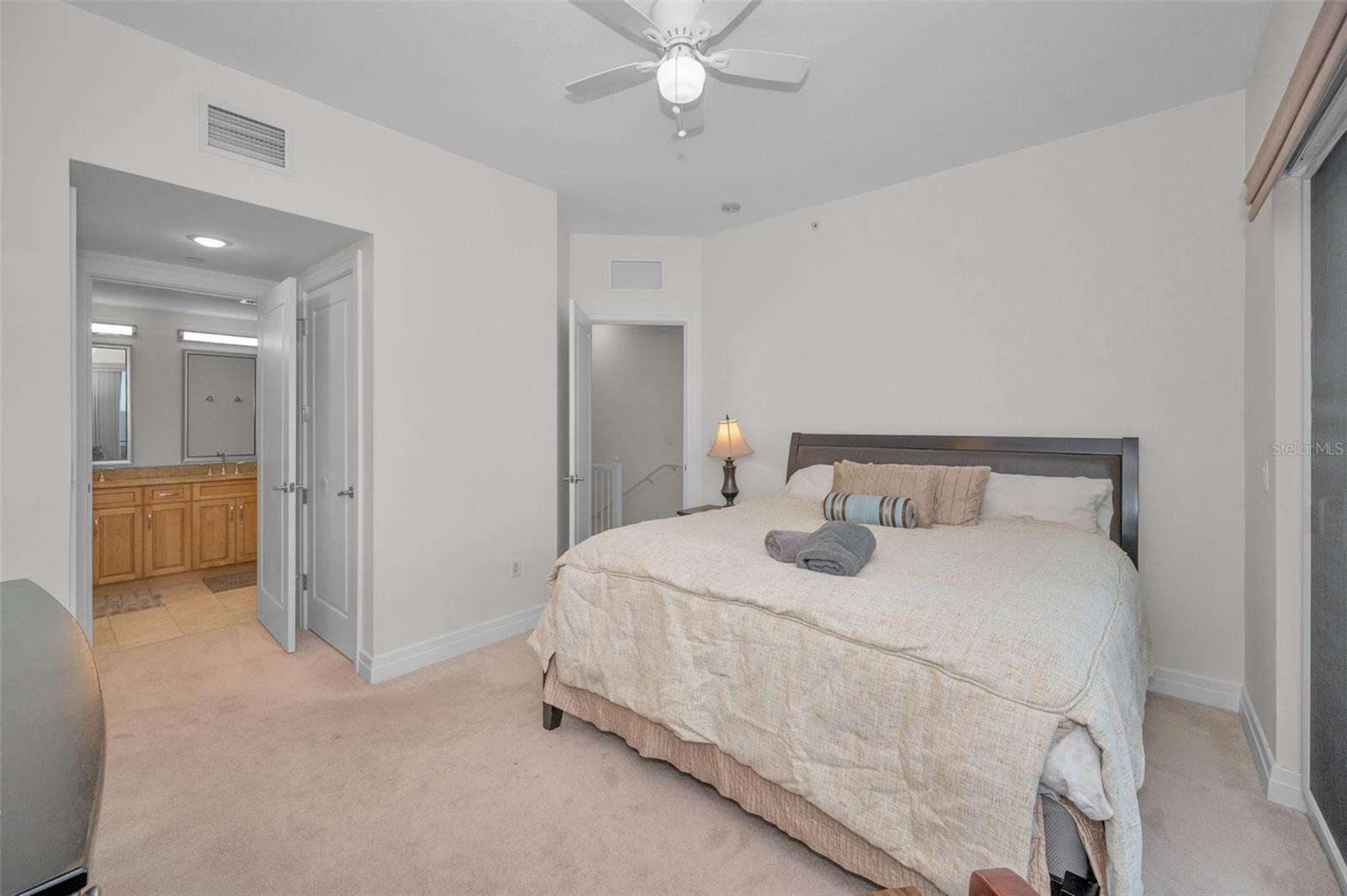 331 Cleveland St #310 Property Photo 26
