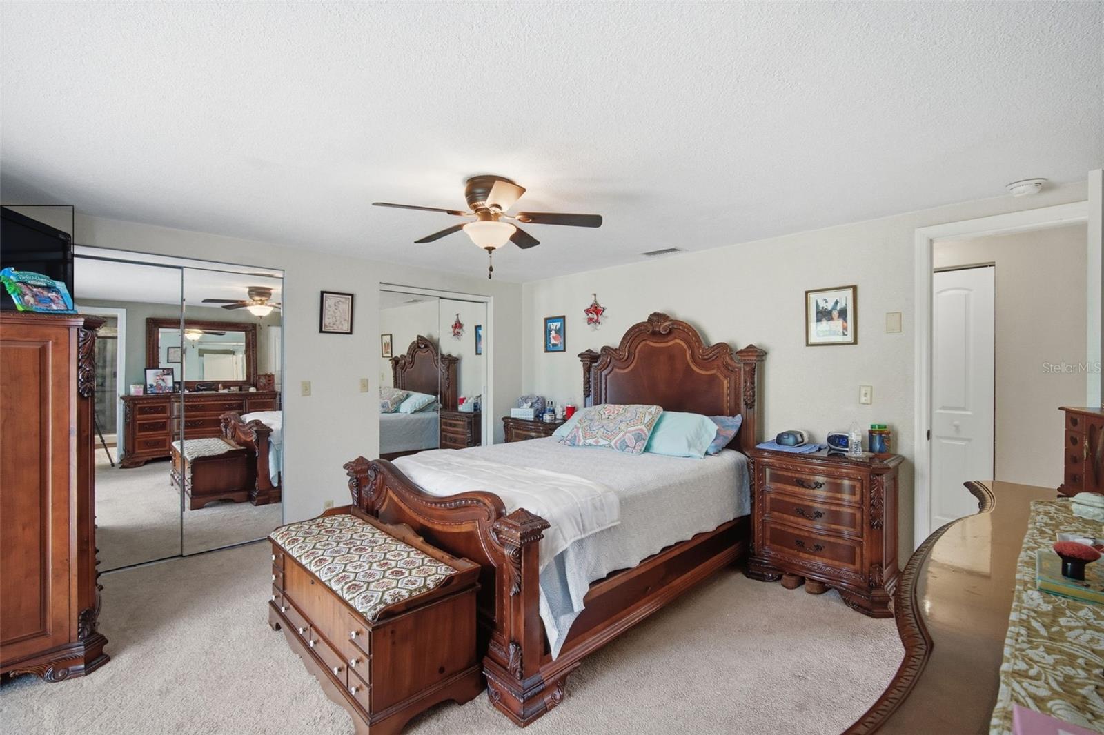 TB8477617 Property Photo 22