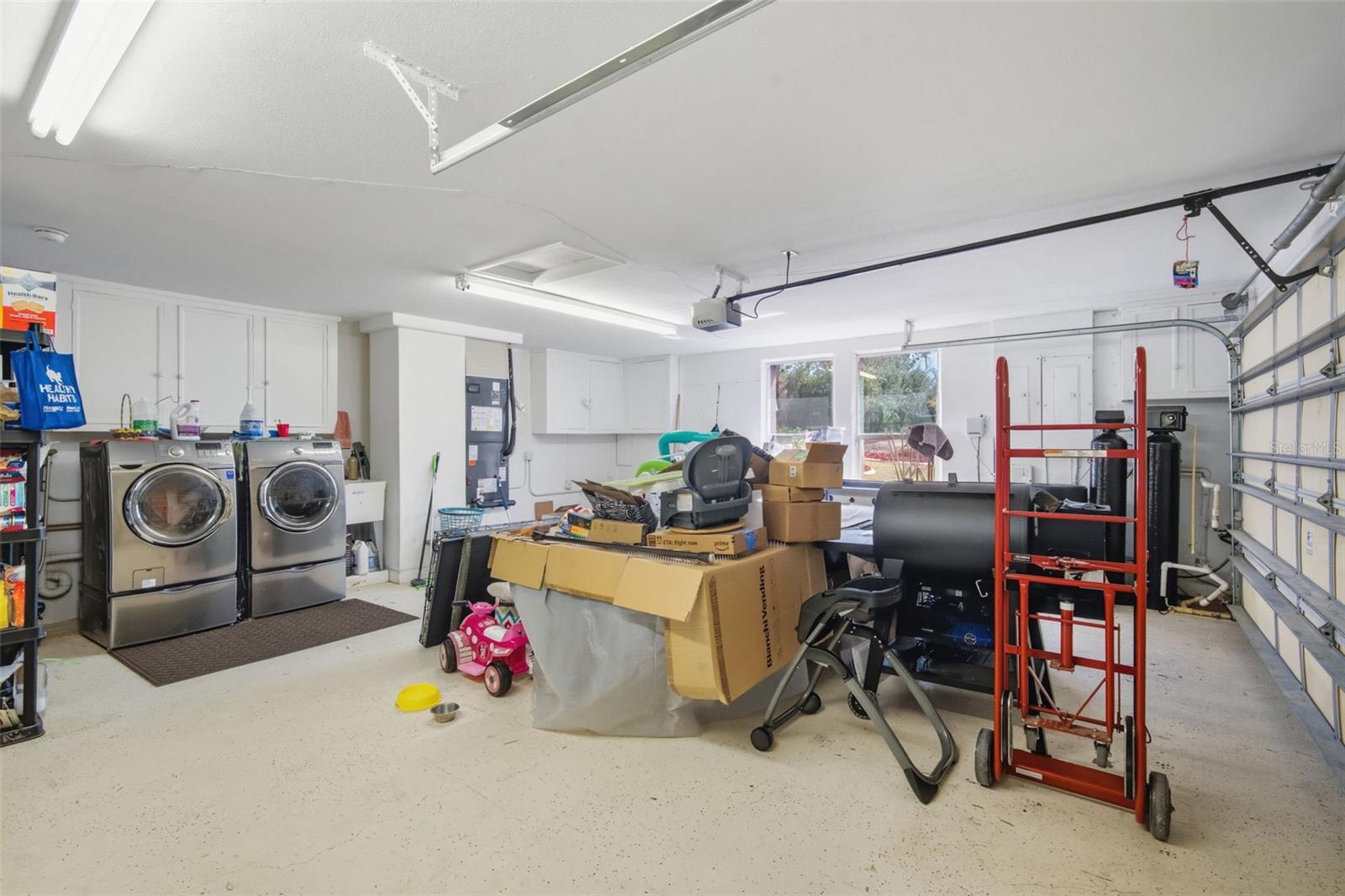 TB8477617 Property Photo 27