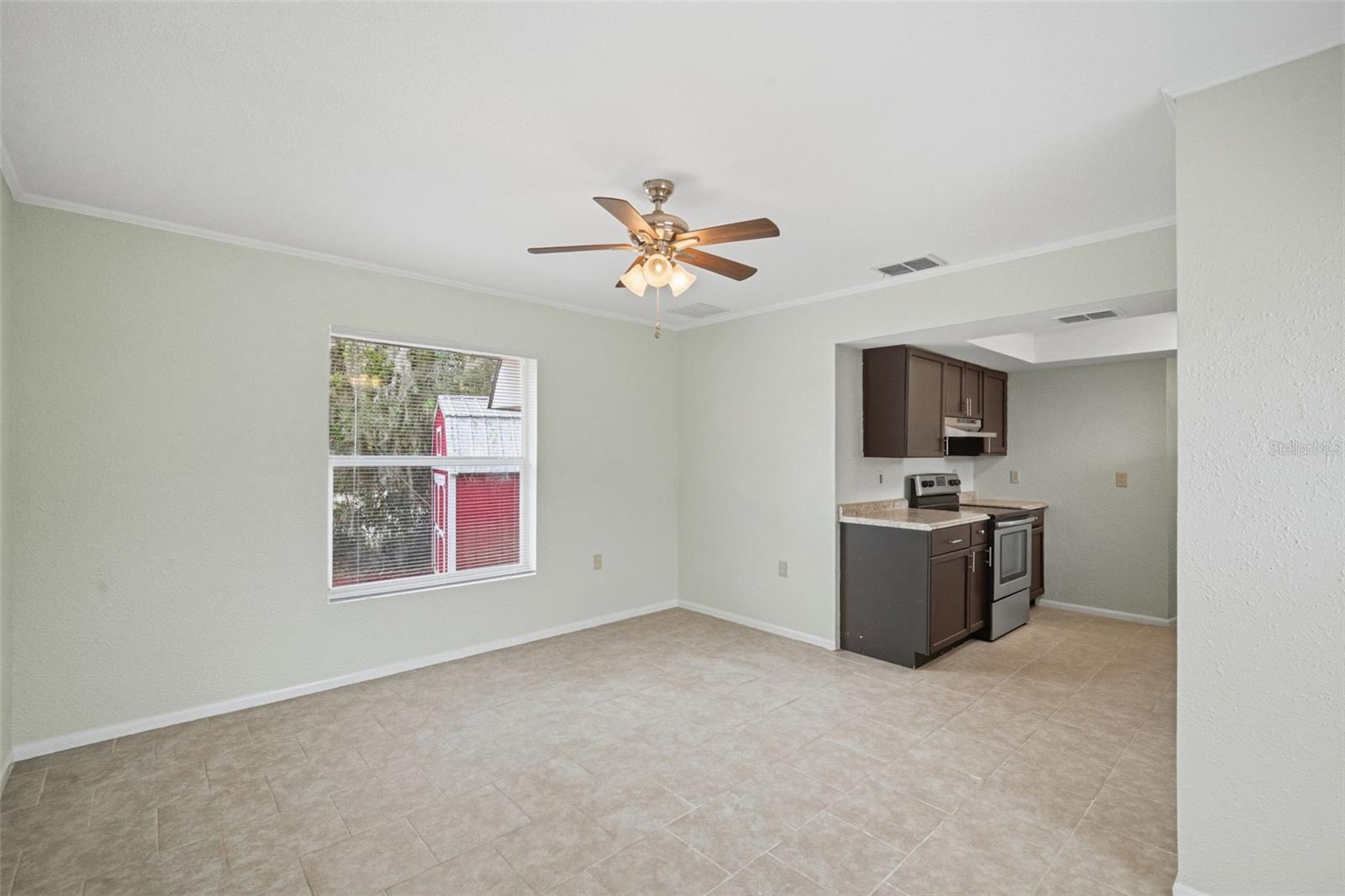 TB8477617 Property Photo 52